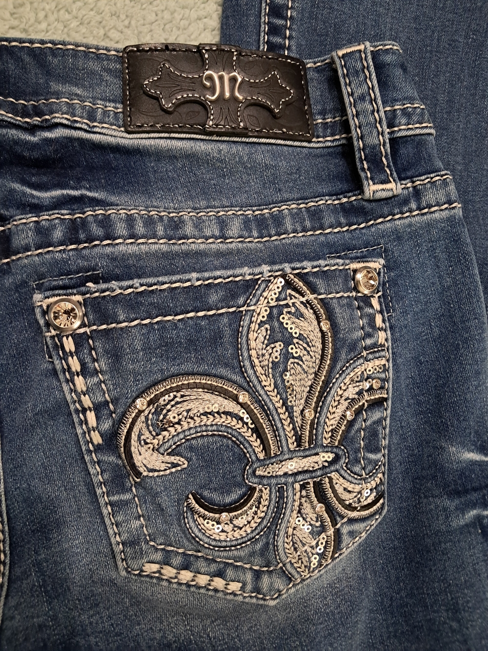 Miss Me Low Rise Bootcut Jeans - Picture 8 of 8